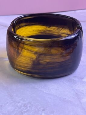 Smoky Amber Swirl Vintage Translucent Resin Cuff Bangle Hinged